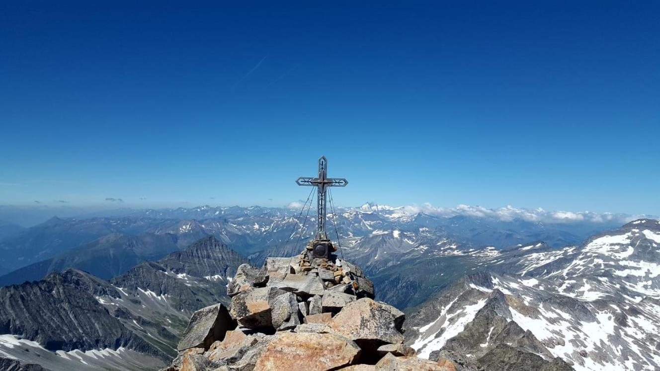 Gasthof Pension Perauer Lieserhofen エクステリア 写真